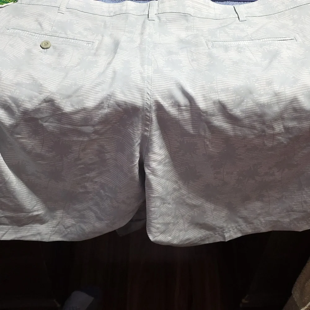 PGA Tour Men's Light Gray Patterned‎ Shorts